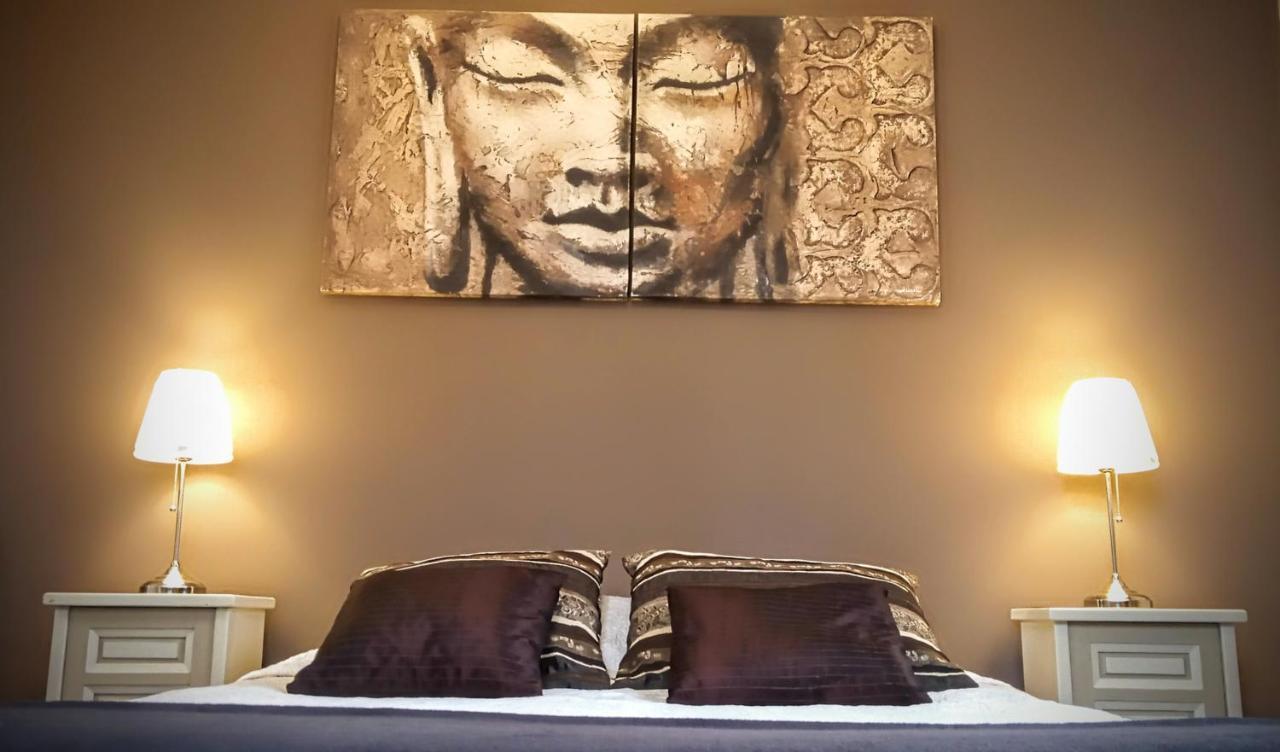 Chalmoux Le Bonnet De Nuit B&B 외부 사진