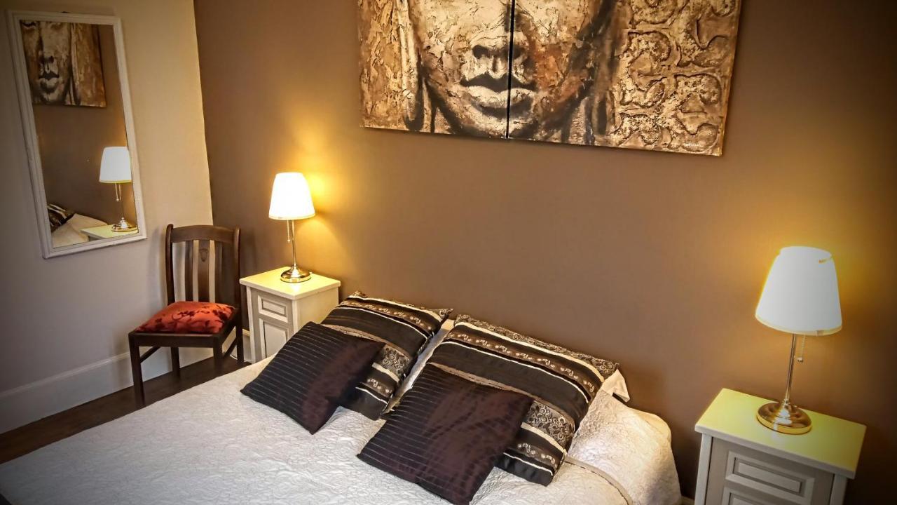 Chalmoux Le Bonnet De Nuit B&B 외부 사진