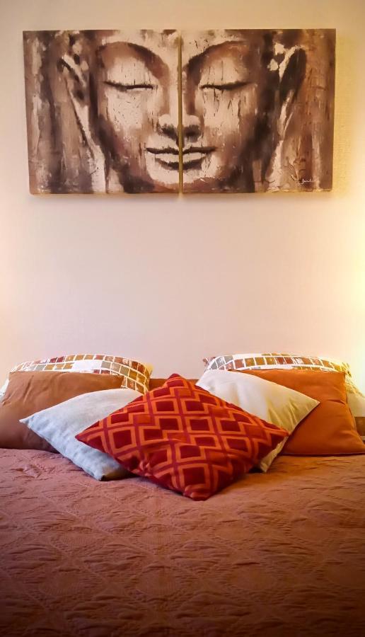Chalmoux Le Bonnet De Nuit B&B 외부 사진