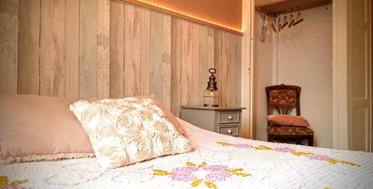 Chalmoux Le Bonnet De Nuit B&B 외부 사진