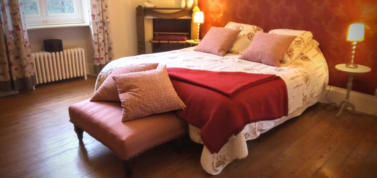 Chalmoux Le Bonnet De Nuit B&B 외부 사진